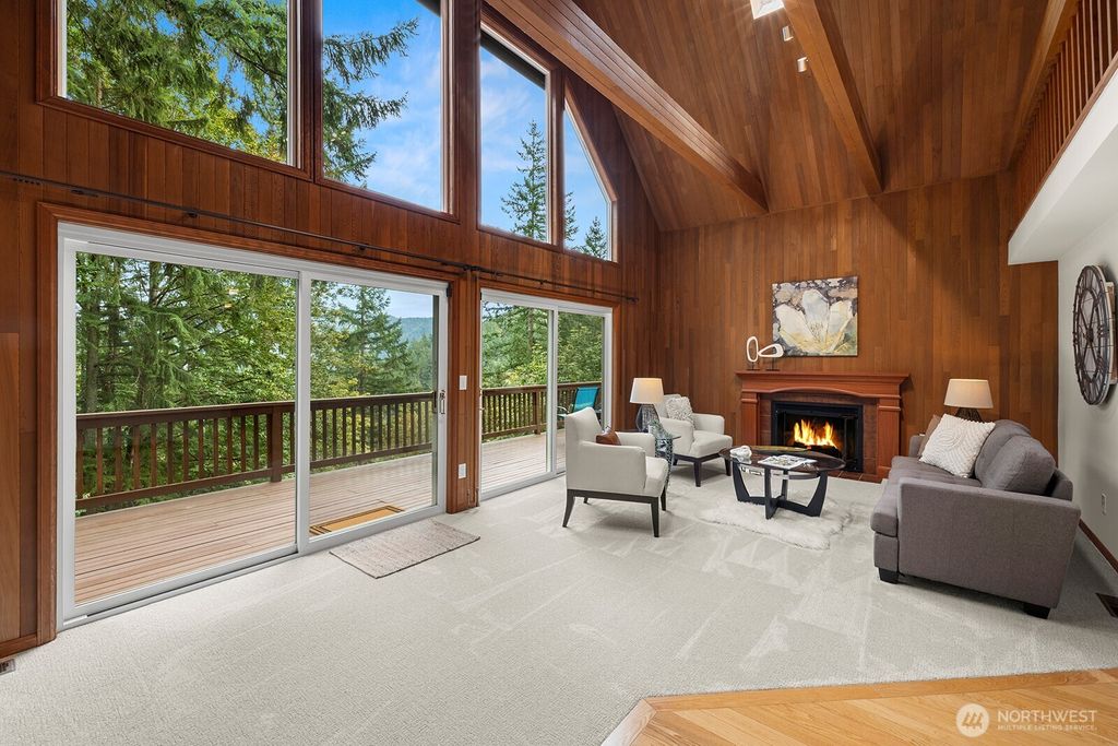 Photo of 2310 Squak Mountain Loop SW, Issaquah, WA 98027 (MLS # 2438607)