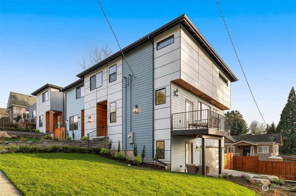 Photo of 1329 S Dawson Street, Seattle, WA 98108 (MLS # 2327511)