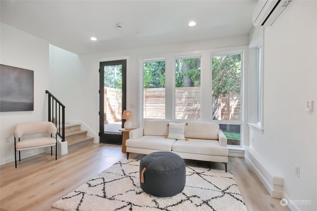 Photo of 6839 35th Avenue NE #C, Seattle, WA 98115 (MLS # 2131680)