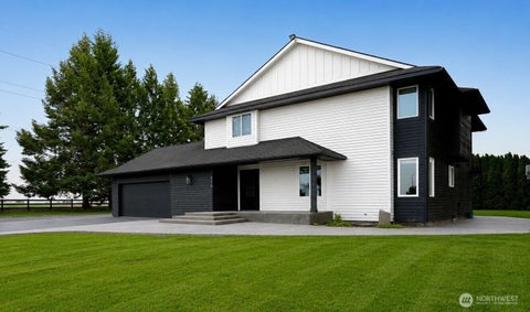Photo of 370 M Road SE, Moses Lake, WA 98837 (MLS # 2531302)