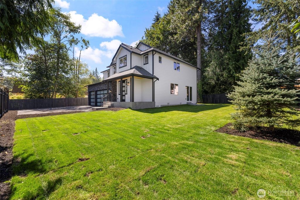 Photo of 13332 Lake Road, Lynnwood, WA 98087 (MLS # 2422729)