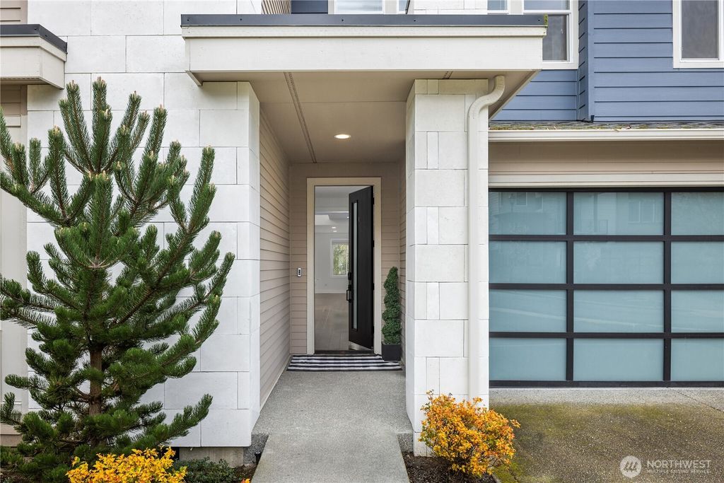 Photo of 7967 112th Lane SE, Newcastle, WA 98056 (MLS # 2428243)