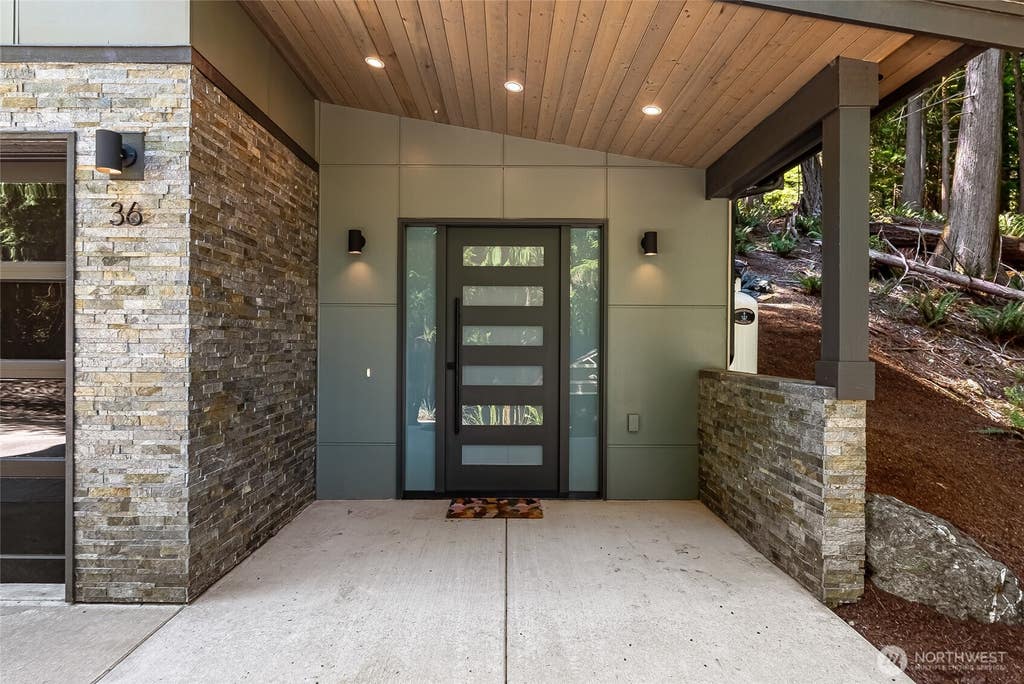 Photo of 36 Jasper Ridge Lane, Bellingham, WA 98229 (MLS # 2561926)