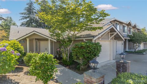 Photo of 18585 NE 57th Street, Redmond, WA 98052 (MLS # 2550282)