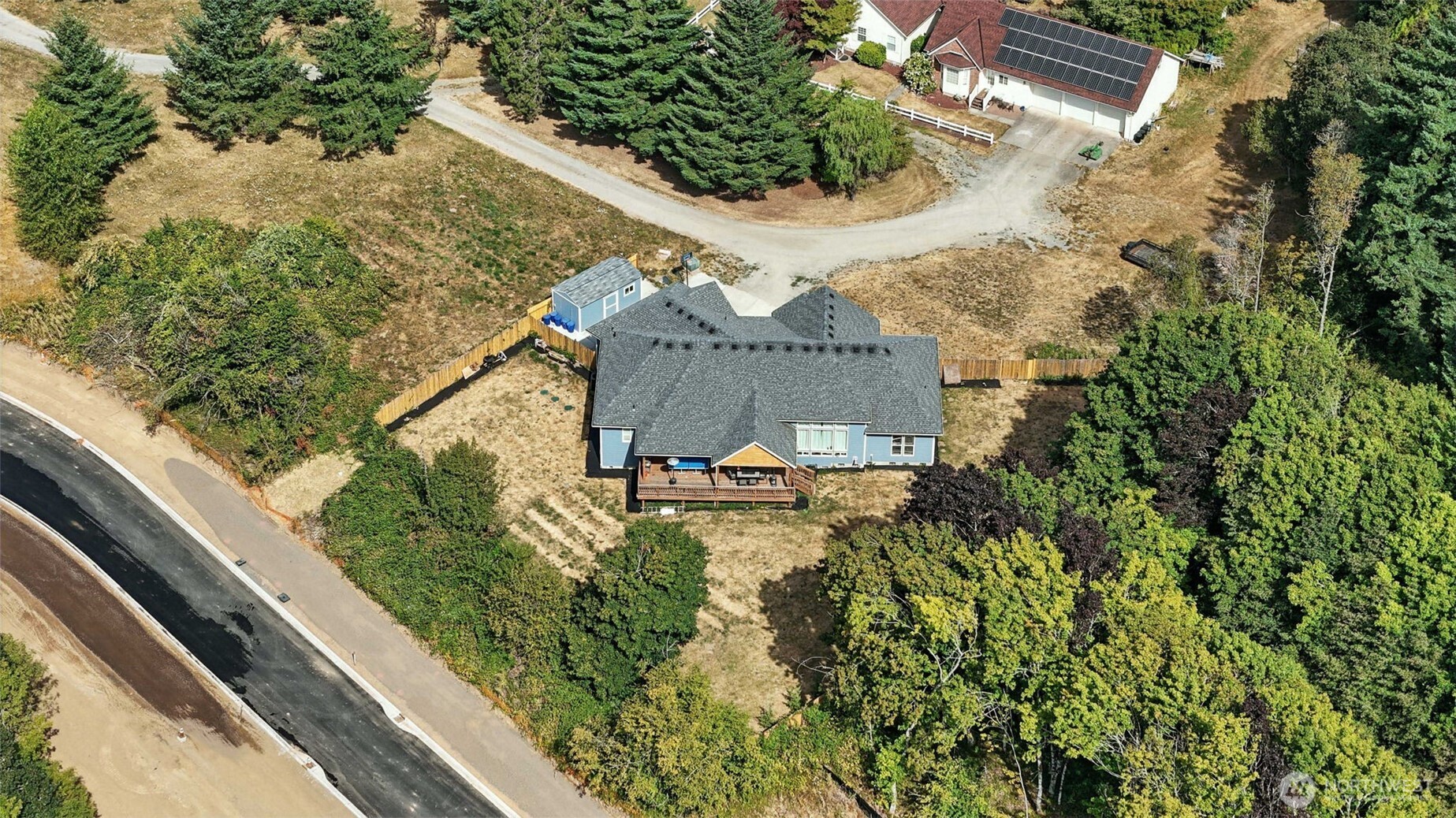 202 N 50th Place