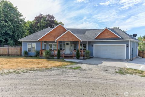 202 N 50th Place Ridgefield WA 98642