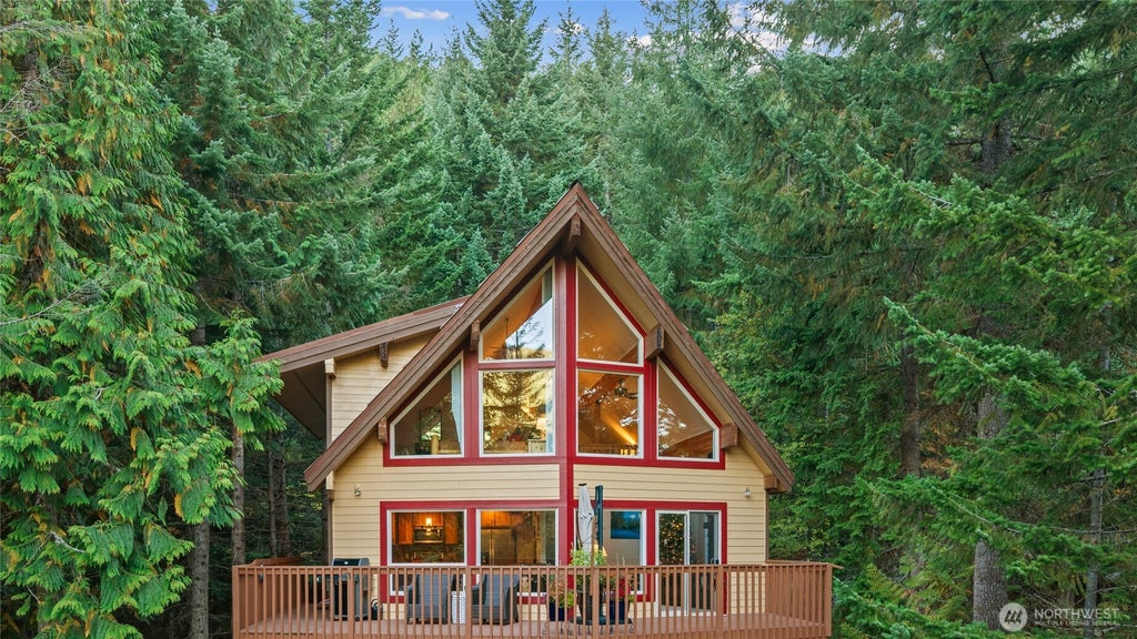 Photo of 121 Tranquility Lane, Easton, WA 98925 (MLS # 2584872)