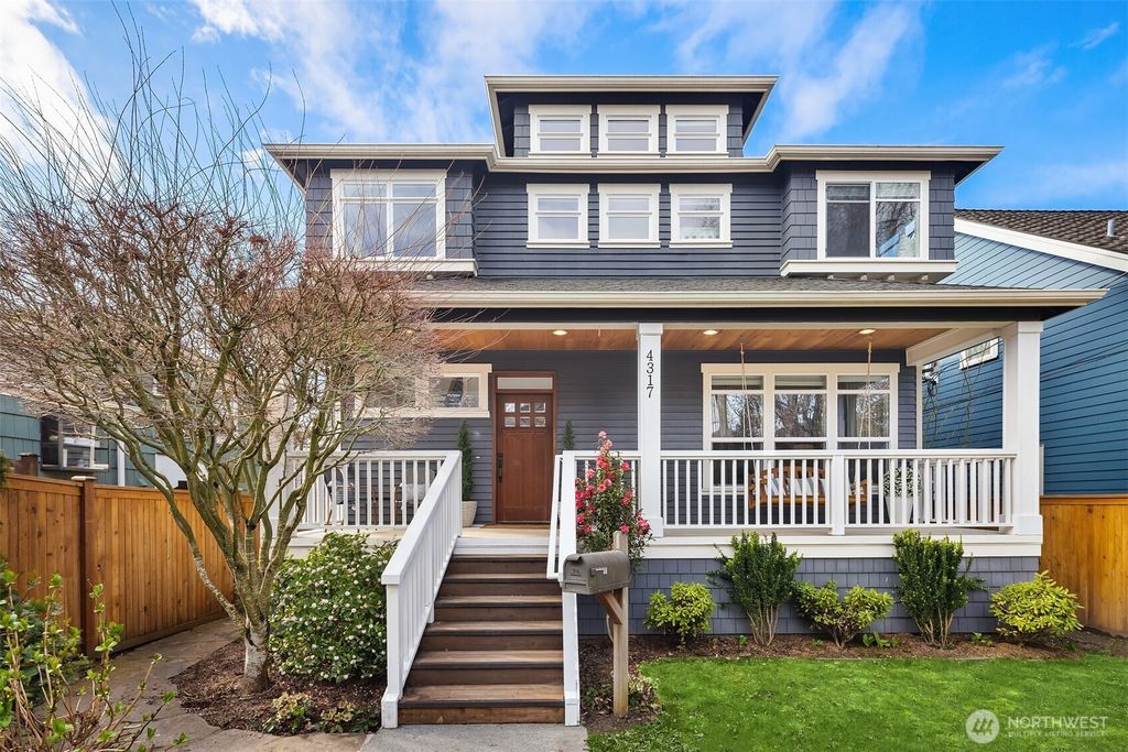 Photo of 4317 32nd Avenue W, Seattle, WA 98199 (MLS # 2490923)