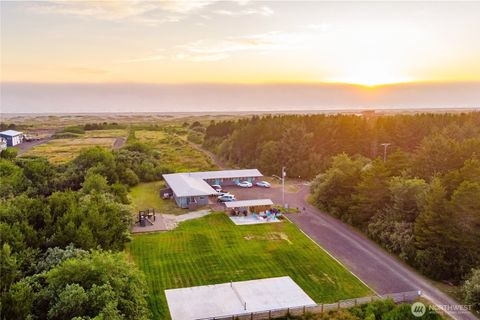 Photo of 2013 State Route 105, Grayland, WA 98547 (MLS # 2470159)