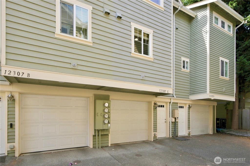 Photo of 12307 10th Place NE #Unit C, Seattle, WA 98125 (MLS # 2571273)