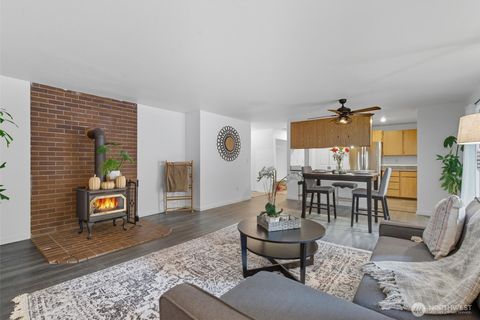 Photo of 1210 NW Huckle Drive, Bremerton, WA 98311 (MLS # 2437890)