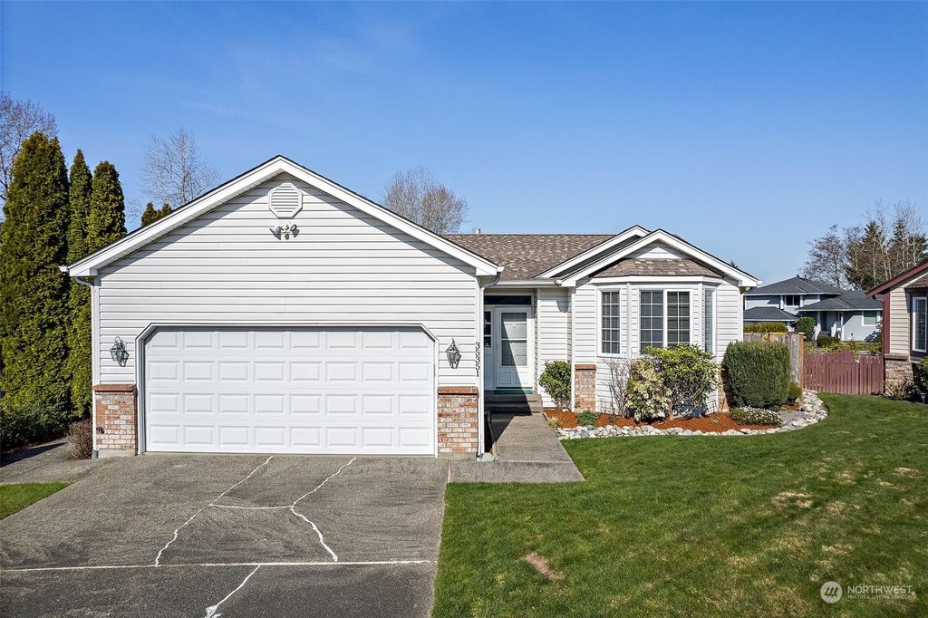 Photo of 35351 12th Court SW, Federal Way, WA 98023 (MLS # 2211712)
