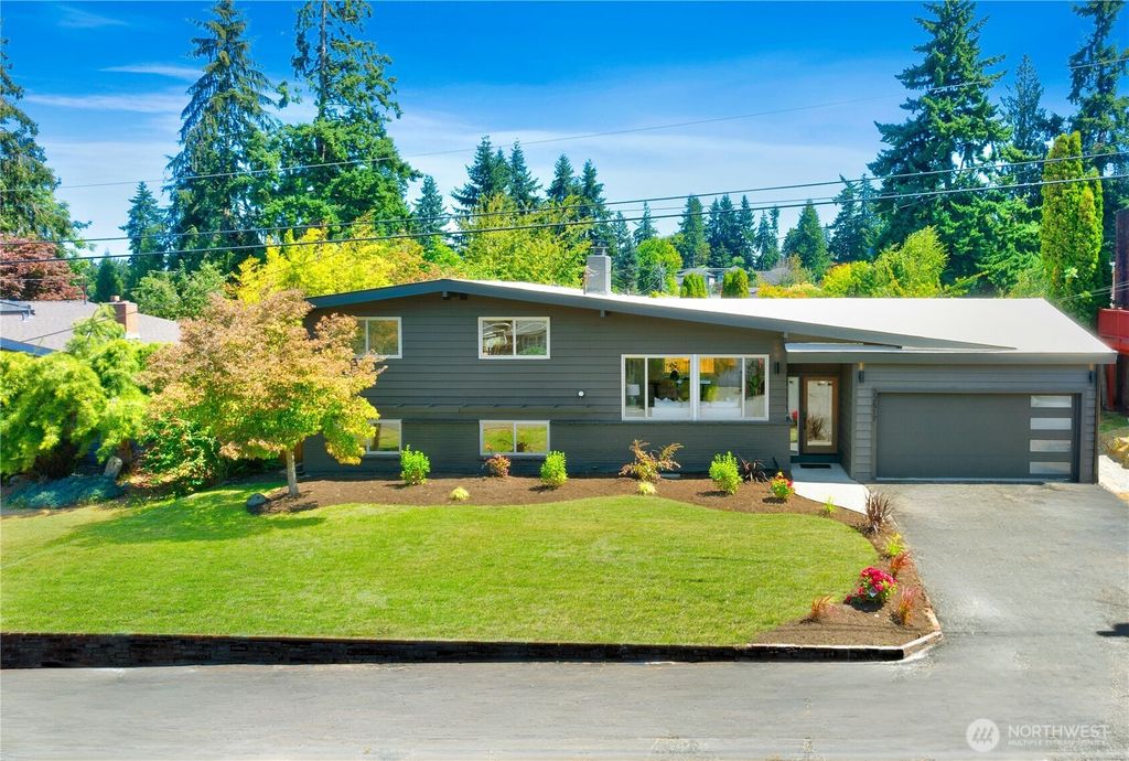Photo of 22517 87th Avenue W, Edmonds, WA 98026 (MLS # 2414786)