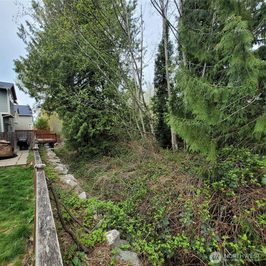 Photo of 601 Jericho Avenue NE, Renton, WA 98059 (MLS # 2454139)