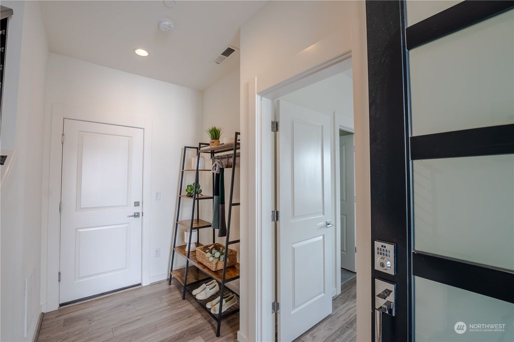 Photo of 21721 24TH Avenue SE, Bothell, WA 98021 (MLS # 2221873)