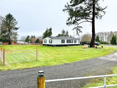 33 Whalers Drive Aberdeen WA 98520