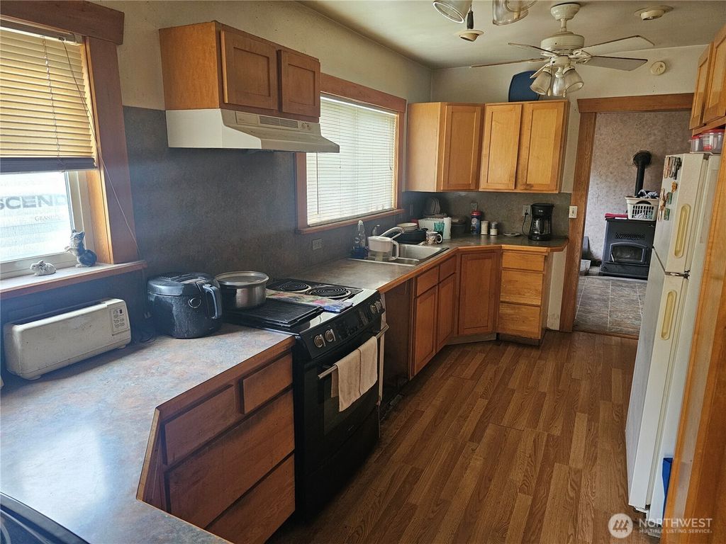 Photo of 5390 US Highway 12, Malone, WA 98541 (MLS # 2465790)