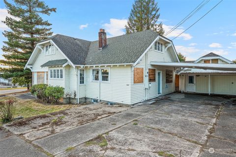 A home in Chehalis