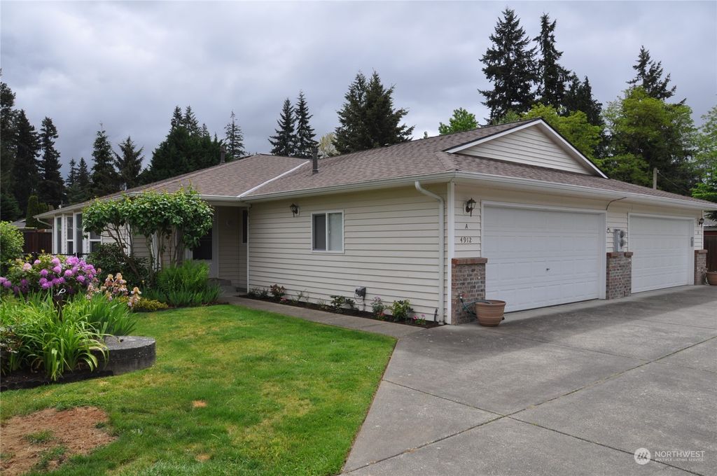 Photo of 4912 89th Place NE, Marysville, WA 98270 (MLS # 2234537)