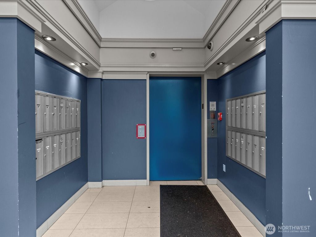 Photo of 711 E Denny Way #104, Seattle, WA 98122 (MLS # 2461133)