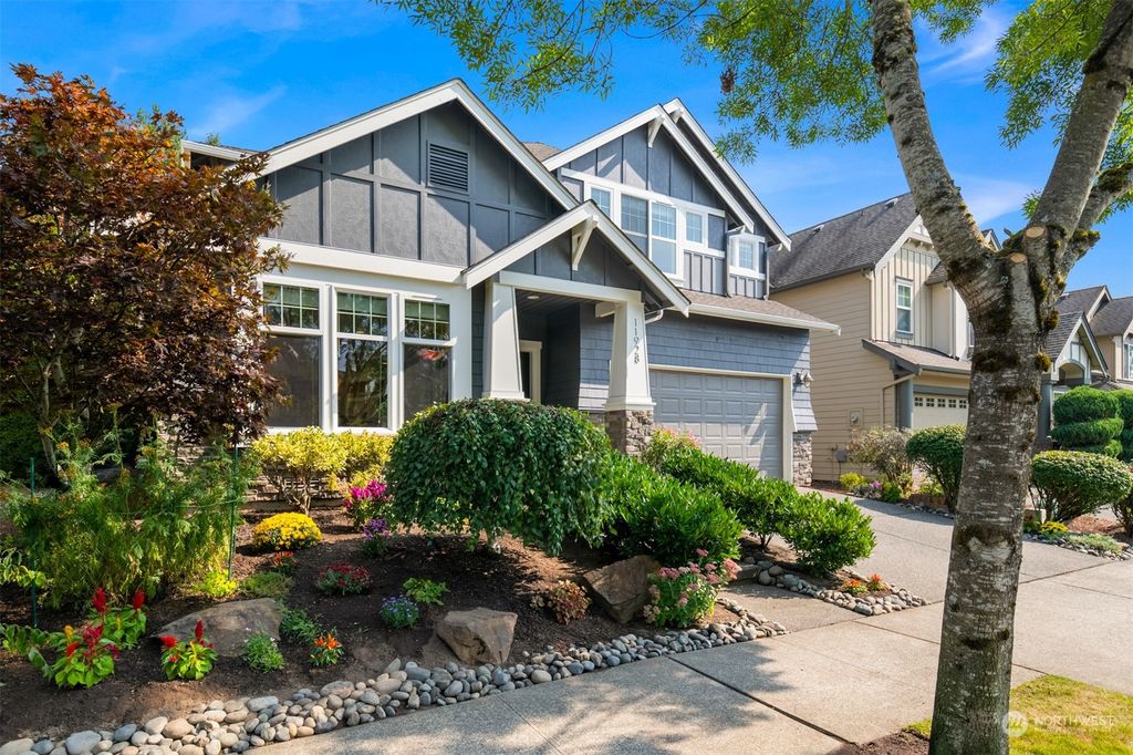 Photo of 11928 167th Place NE, Redmond, WA 98052 (MLS # 1995513)