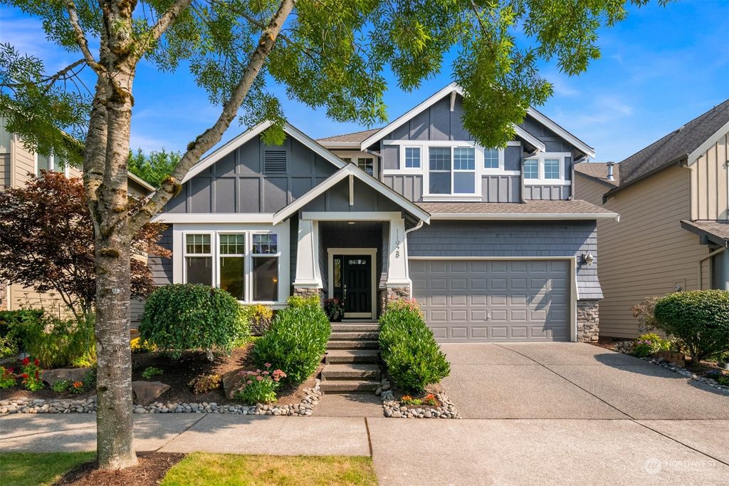 Photo of 11928 167th Place NE, Redmond, WA 98052 (MLS # 1995513)