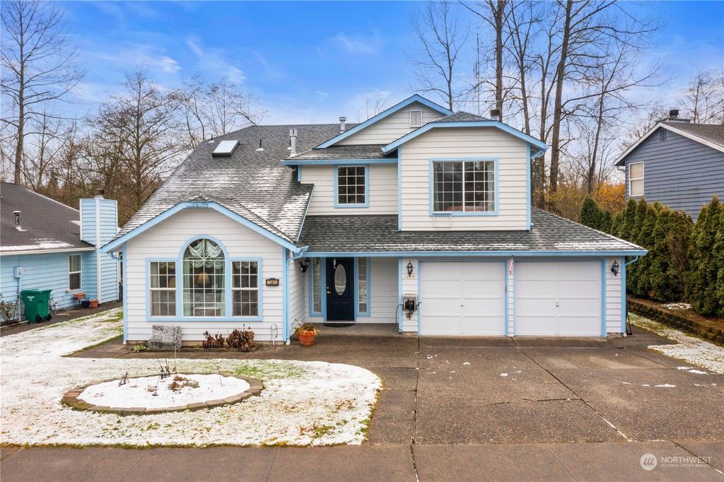 Photo of 32814 17th Avenue SW, Federal Way, WA 98023 (MLS # 2021089)