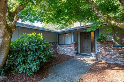 Photo of 6411 Sierra Drive SE, Lacey, WA 98503 (MLS # 2567187)