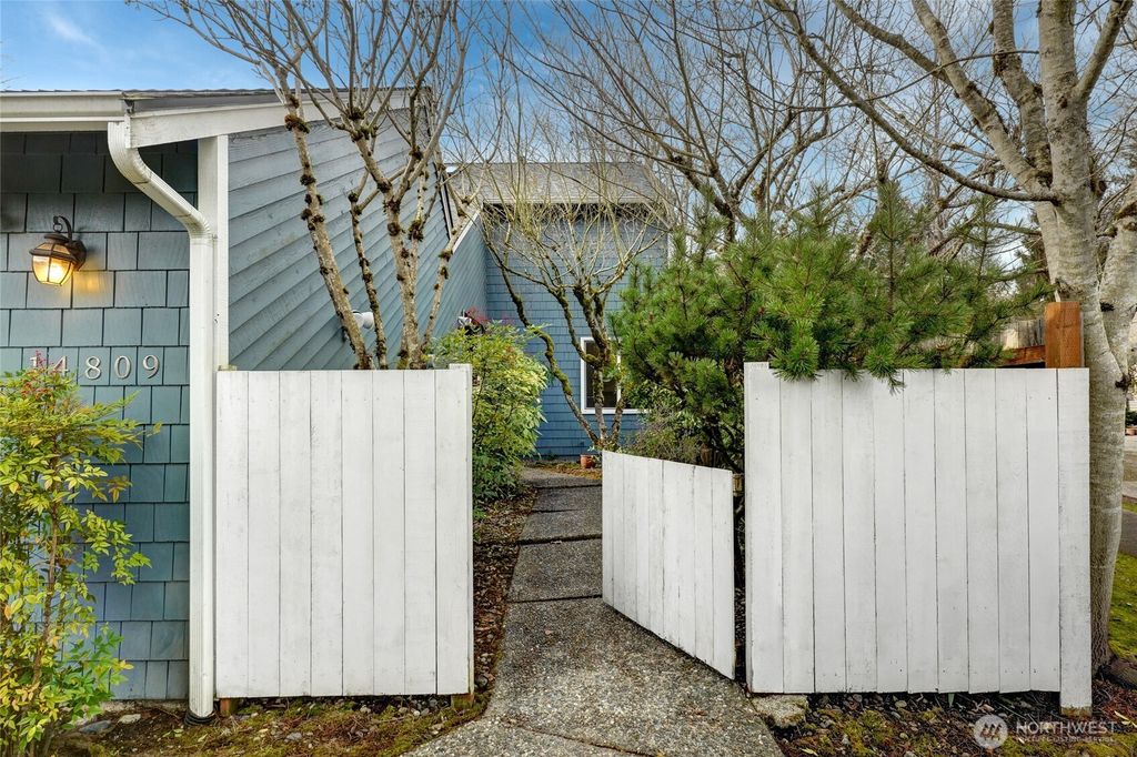 Photo of 14809 NE 9th Place, Bellevue, WA 98007 (MLS # 2461155)