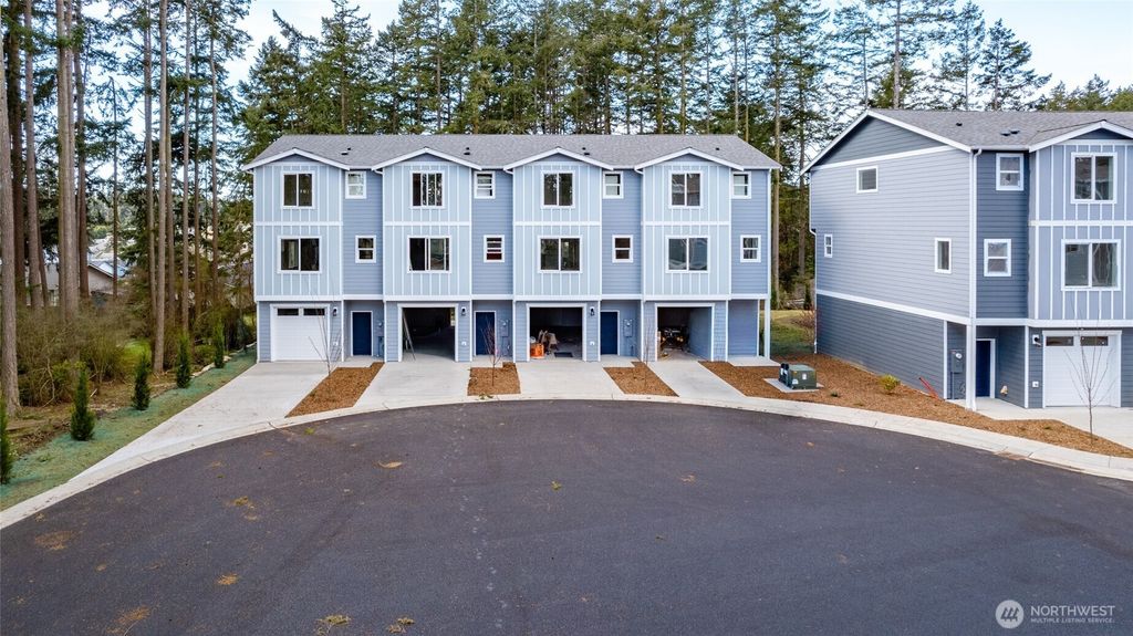 Photo of 945 NW Heller Street #C1, Oak Harbor, WA 98277 (MLS # 2502506)