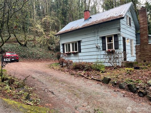 Photo of 4420 S 200th Street, Kent, WA 98032 (MLS # 2465514)