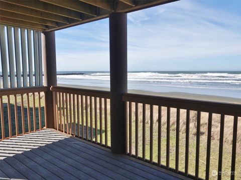 1407 Ocean Shores Boulevard SW 2S-J Ocean Shores WA 98569