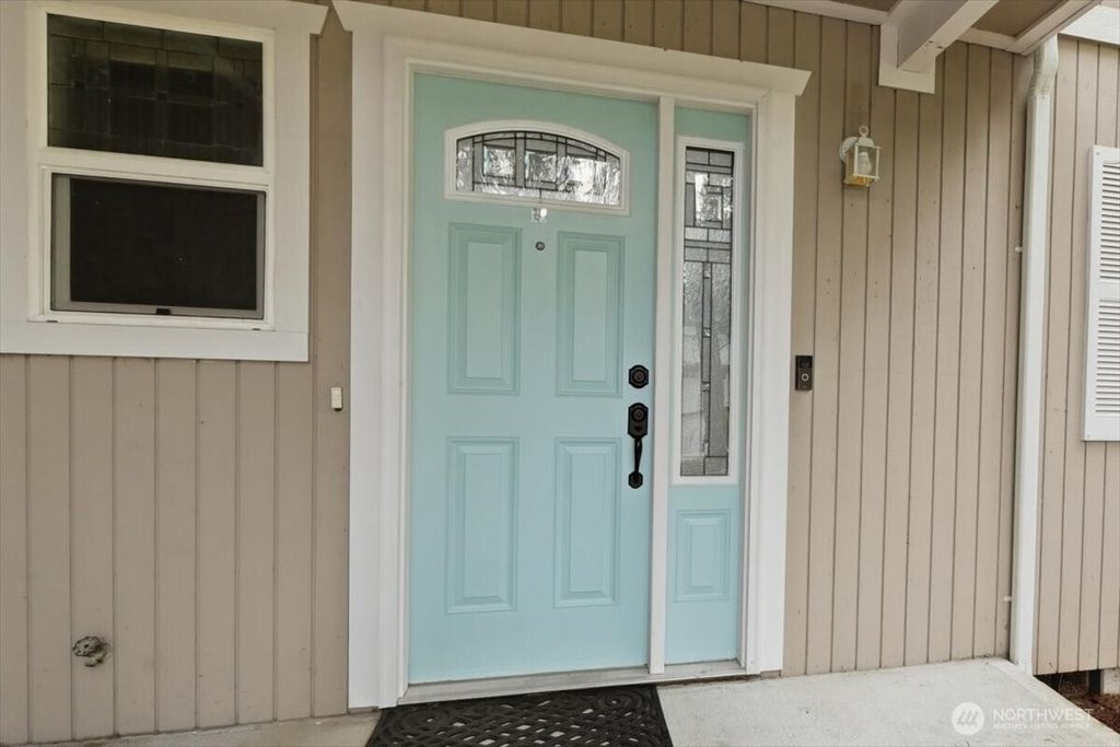 Photo of 8531 Lake Forest Drive SE, Lacey, WA 98503 (MLS # 2501235)