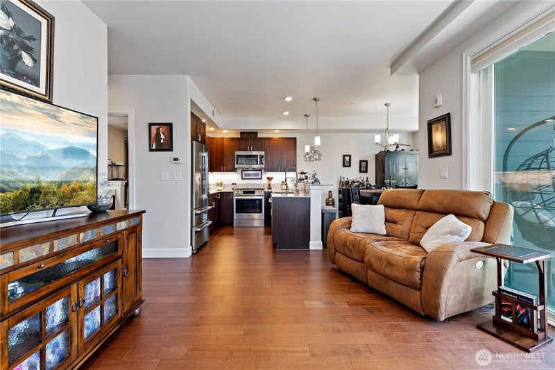 4961 Main Street 712
