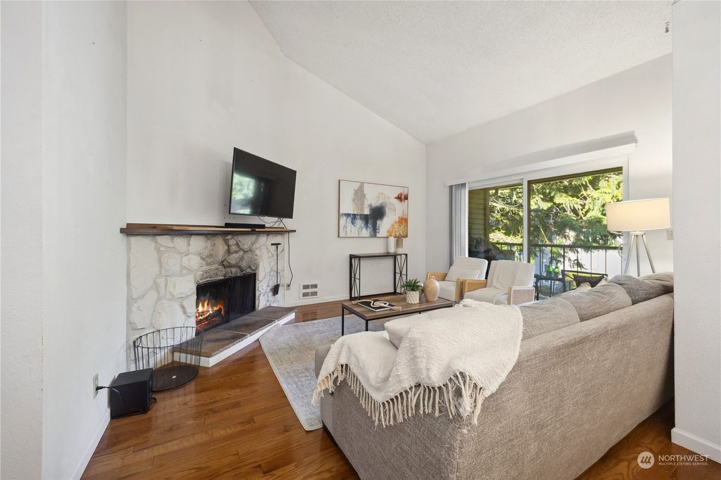 Photo of 17529 151st Avenue SE #7-7, Renton, WA 98058 (MLS # 2198156)