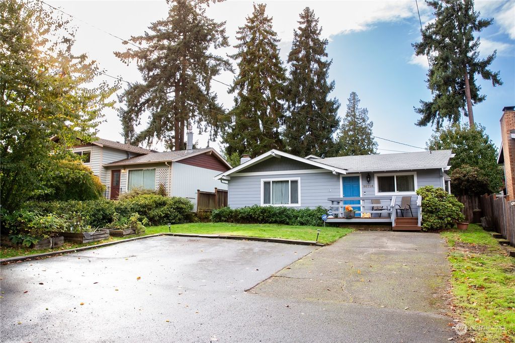 Photo of 20713 3rd Avenue S, Des Moines, WA 98198 (MLS # 2176664)