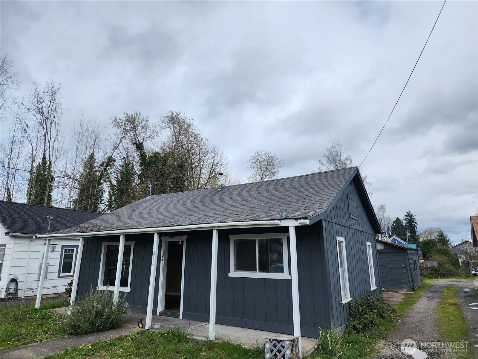 211 E Cherry Street