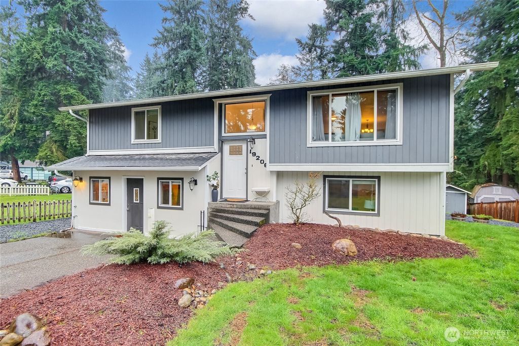 Photo of 19206 54th Street E, Lake Tapps, WA 98391 (MLS # 2494372)