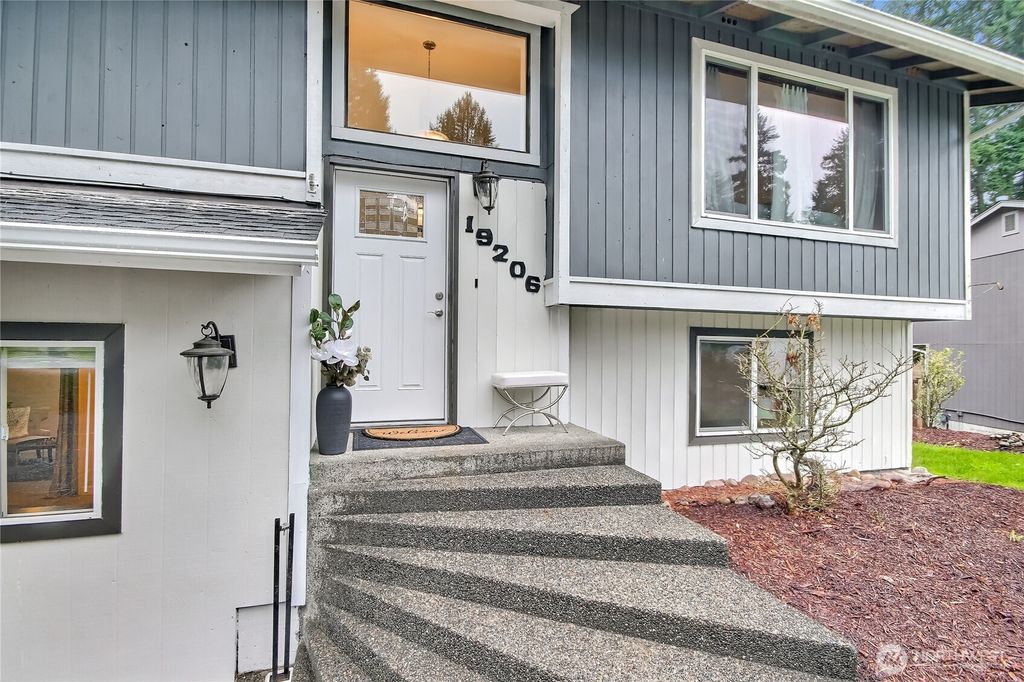 Photo of 19206 54th Street E, Lake Tapps, WA 98391 (MLS # 2494372)