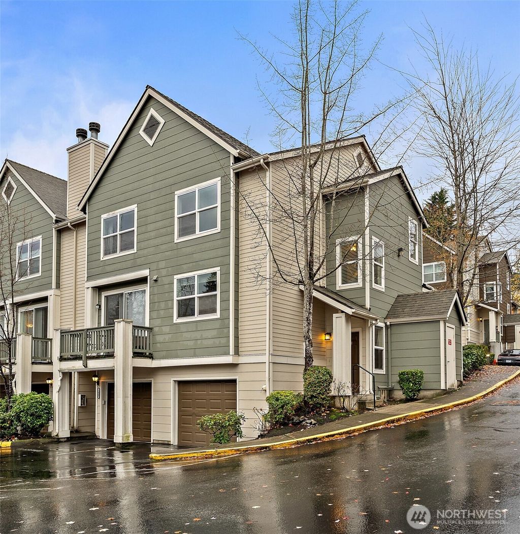 Photo of 3116 164th Street SW #1410, Lynnwood, WA 98087 (MLS # 2453266)
