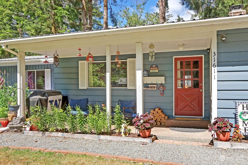 Photo of 31611 Rivershore Lane, Granite Falls, WA 98252 (MLS # 2150075)
