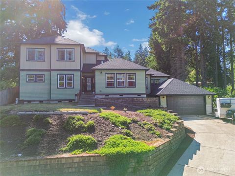 Photo of 11032 Dean Court SW, Lakewood, WA 98498 (MLS # 2401078)