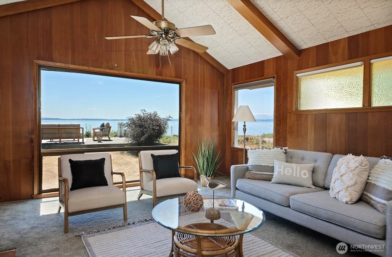 848 Old Beach Road