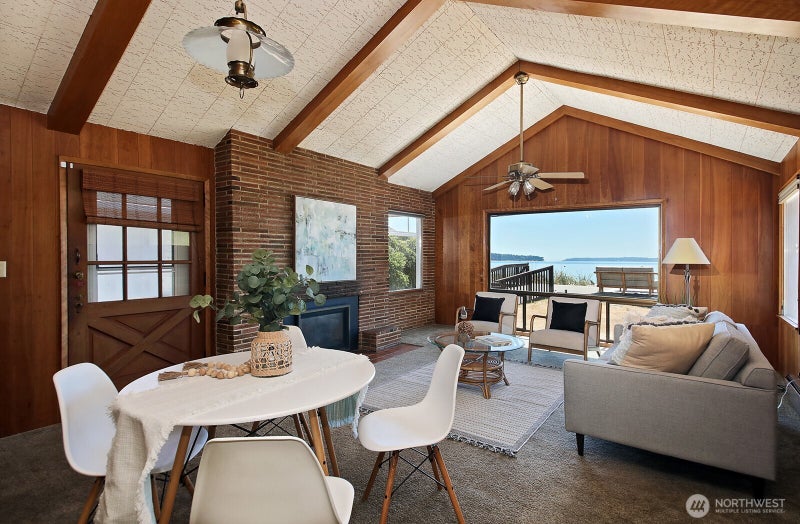 848 Old Beach Road
