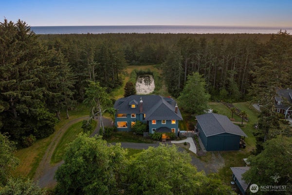2415 WILLOWS RD, SEAVIEW, WA 98644 - Image 5be2a26f53b962d4e487e80405a4062c/2557407102