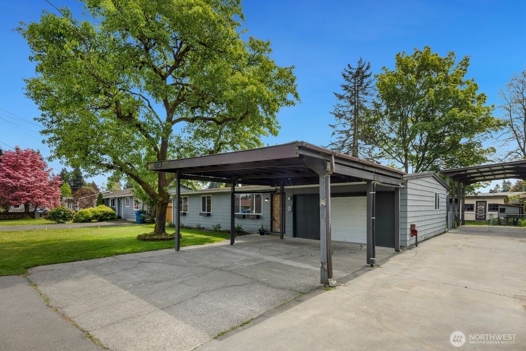 Photo of 17706 157th Place SE, Monroe, WA 98272 (MLS # 2516942)
