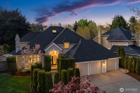 Photo of 27182 SE 27th Street, Sammamish, WA 98075 (MLS # 2512861)