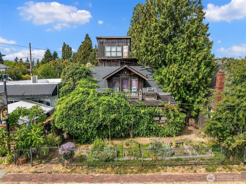 652 NW 85th Street