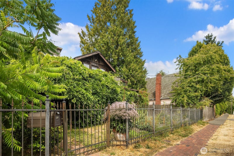 652 NW 85th Street