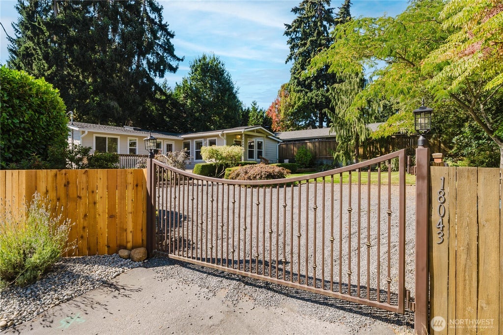 Photo of 18043 Ashworth Avenue N, Shoreline, WA 98133 (MLS # 2580298)